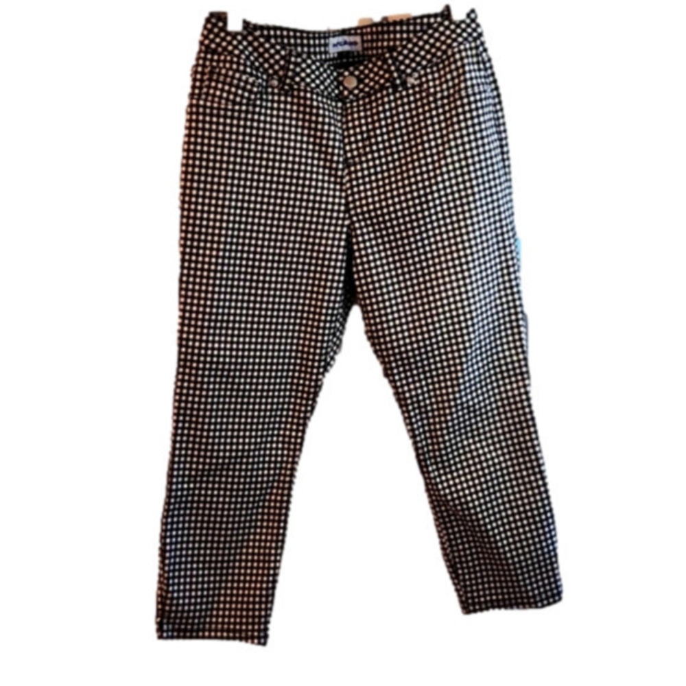 19. NWOT Nygard gingham jegging capris